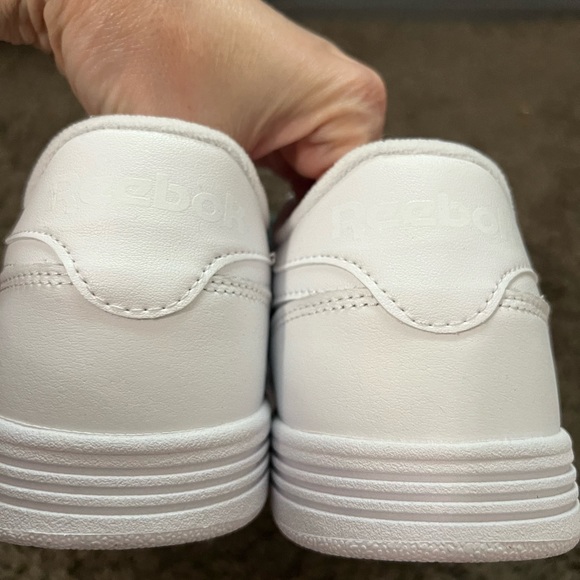 NWOB Reebok royal techque sneakers - Picture 3 of 5